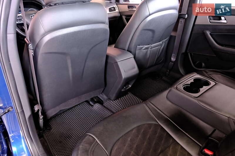 Седан Hyundai Sonata 2017 в Одессе