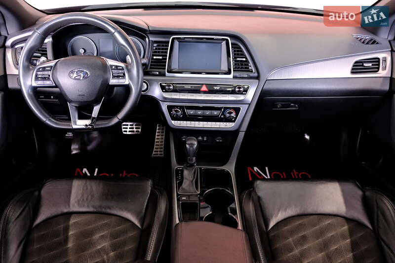 Седан Hyundai Sonata 2017 в Одессе
