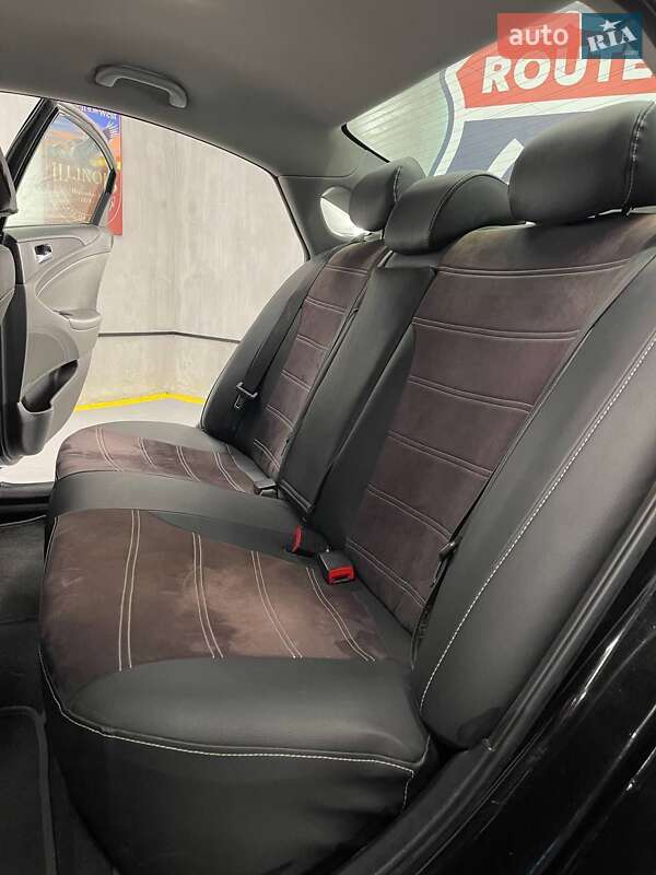 Седан Hyundai Sonata 2014 в Одессе