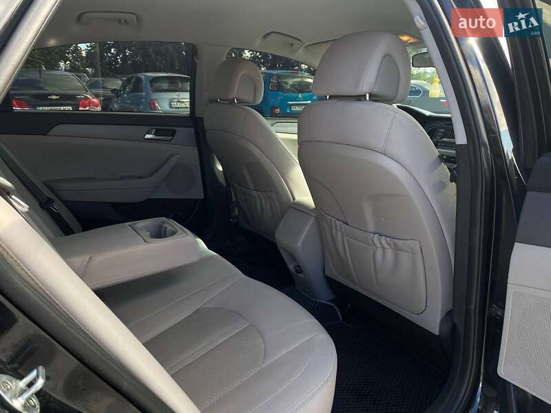 Седан Hyundai Sonata 2017 в Киеве