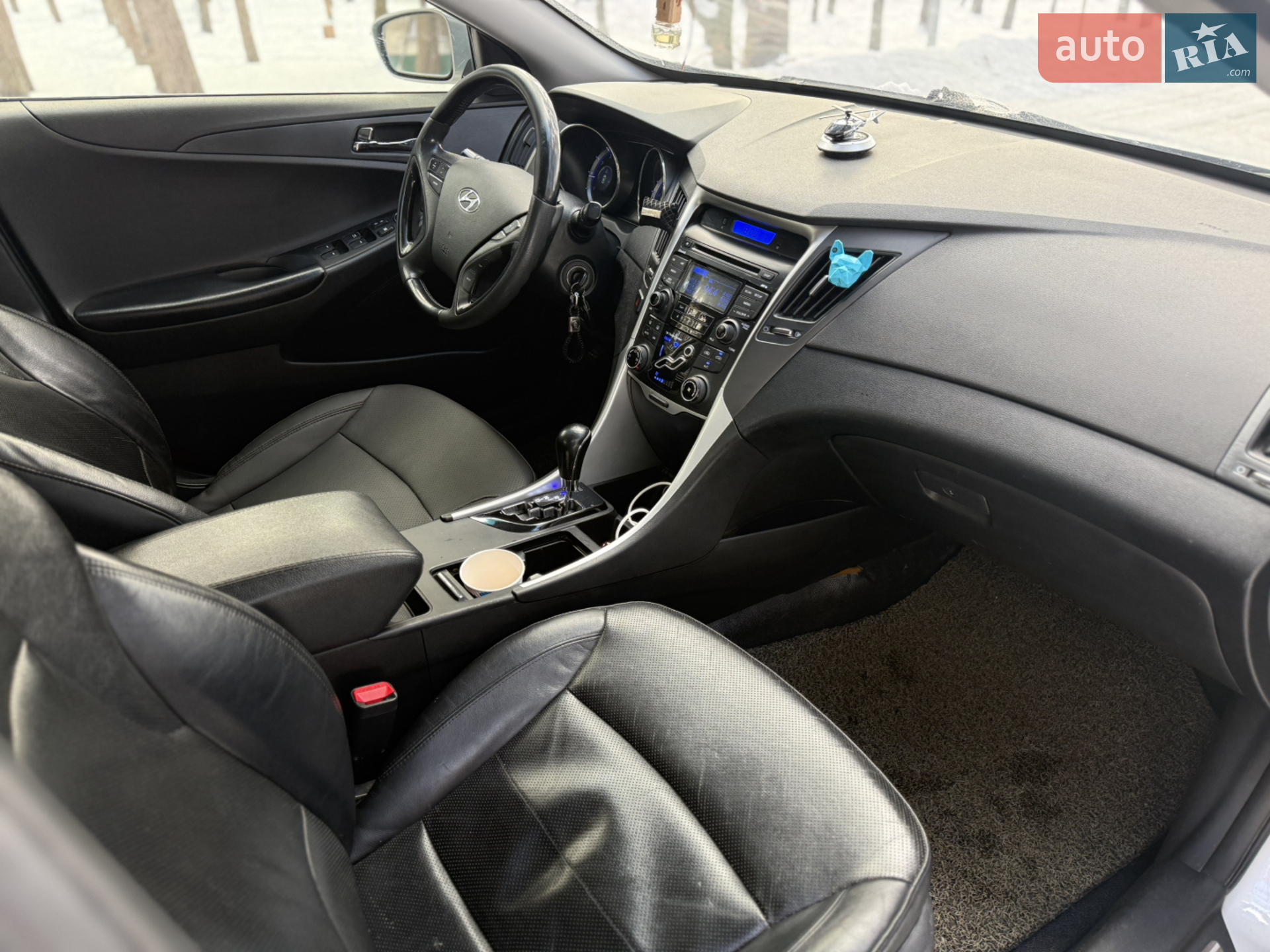 2010 Hyundai Sonata - мініатюра 10