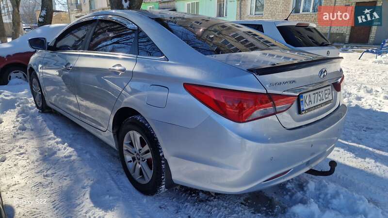 Hyundai Sonata 2013