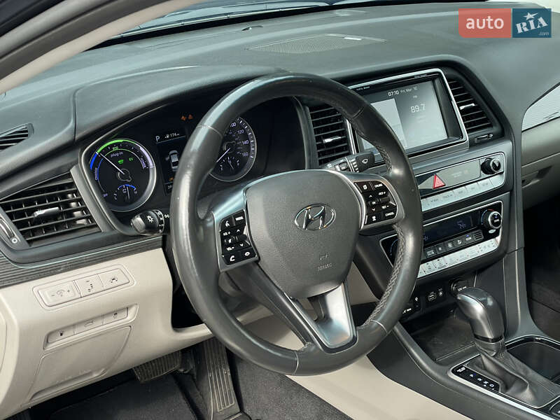 Седан Hyundai Sonata 2019 в Одесі