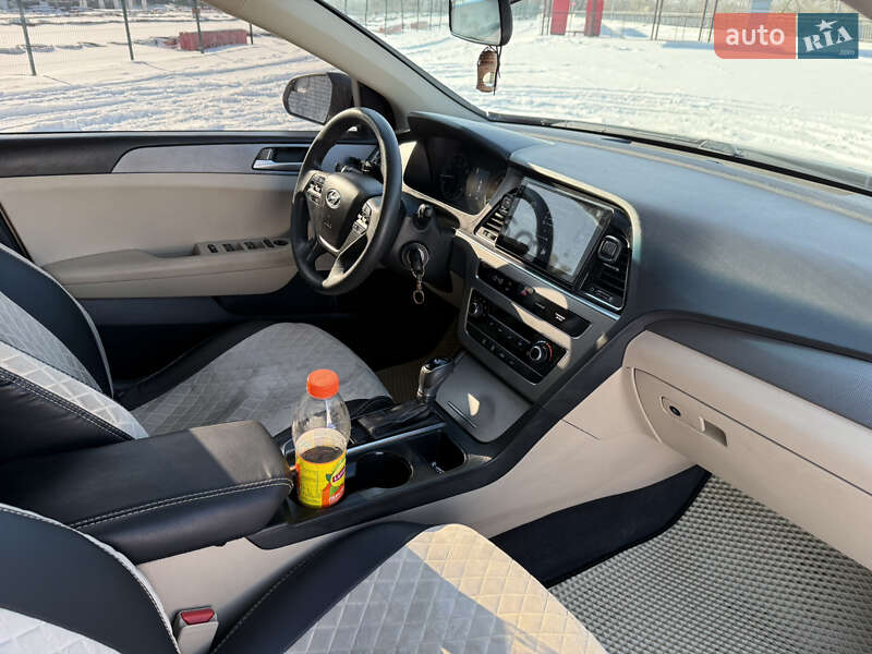 Седан Hyundai Sonata 2016 в Києві