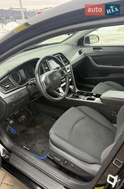 Седан Hyundai Sonata 2017 в Киеве