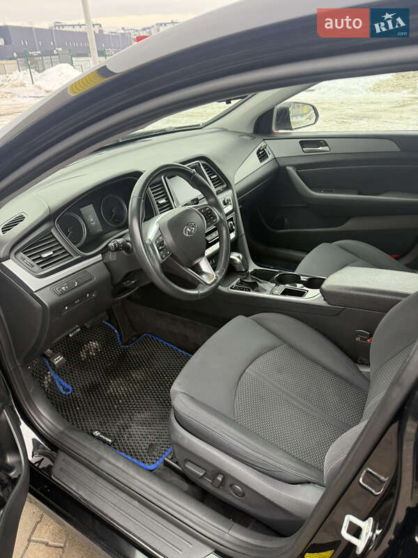 Седан Hyundai Sonata 2017 в Киеве фото Седан Hyundai Sonata 2017 в Киеве