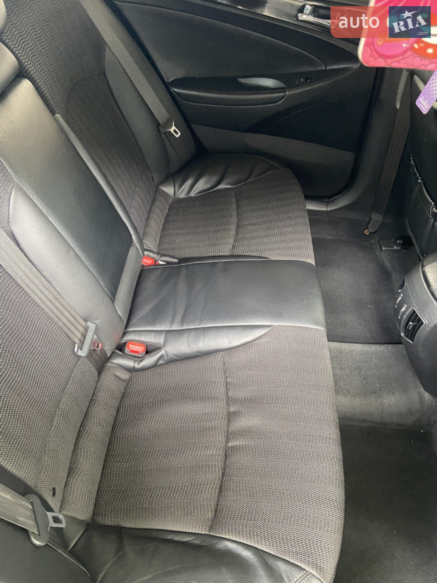 2011 Hyundai Sonata - мініатюра 27