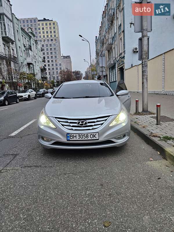 Hyundai Sonata 2013 Hyundai Sonata 2013