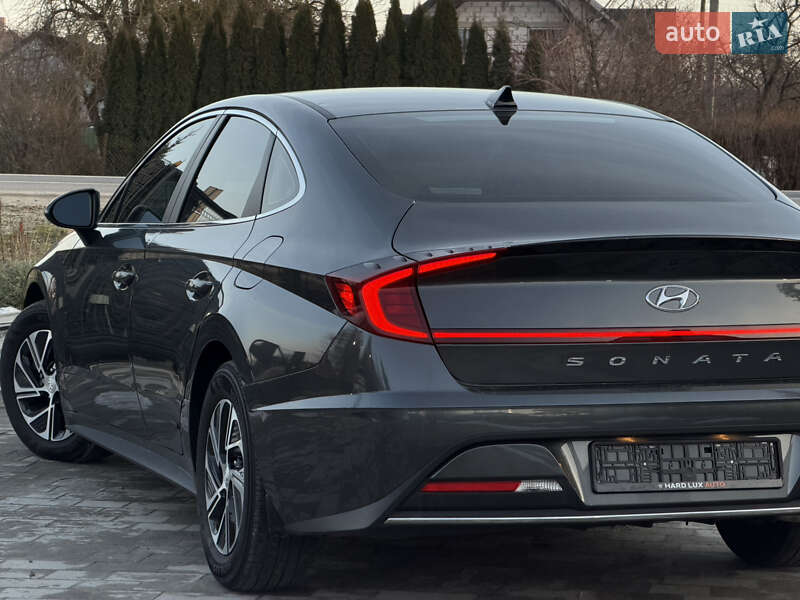 Седан Hyundai Sonata 2023 в Львове