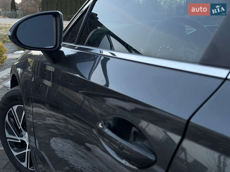 Седан Hyundai Sonata 2023 в Львове