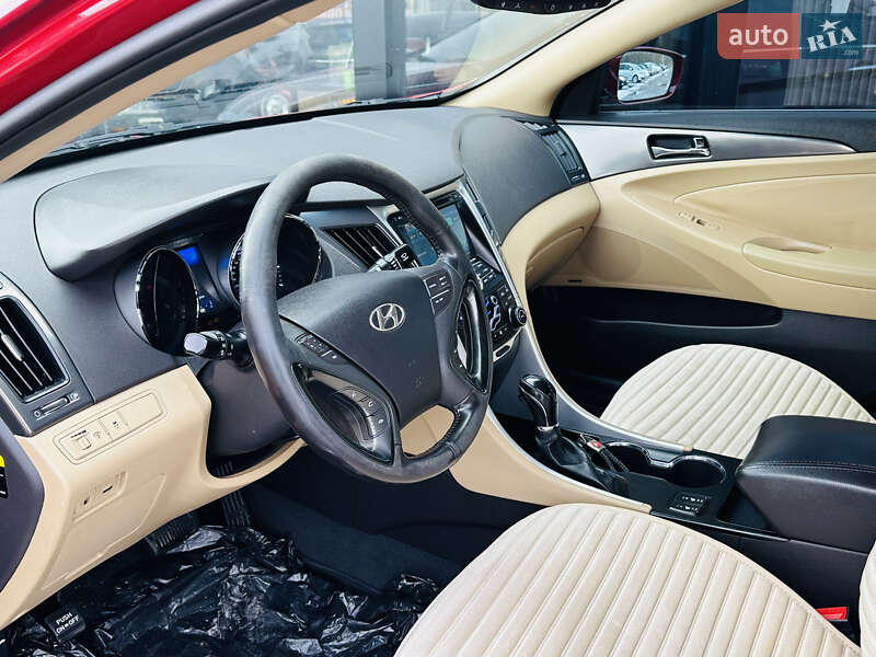 Седан Hyundai Sonata 2014 в Харькове