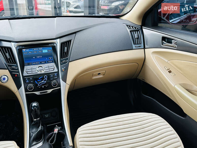 Седан Hyundai Sonata 2014 в Харькове