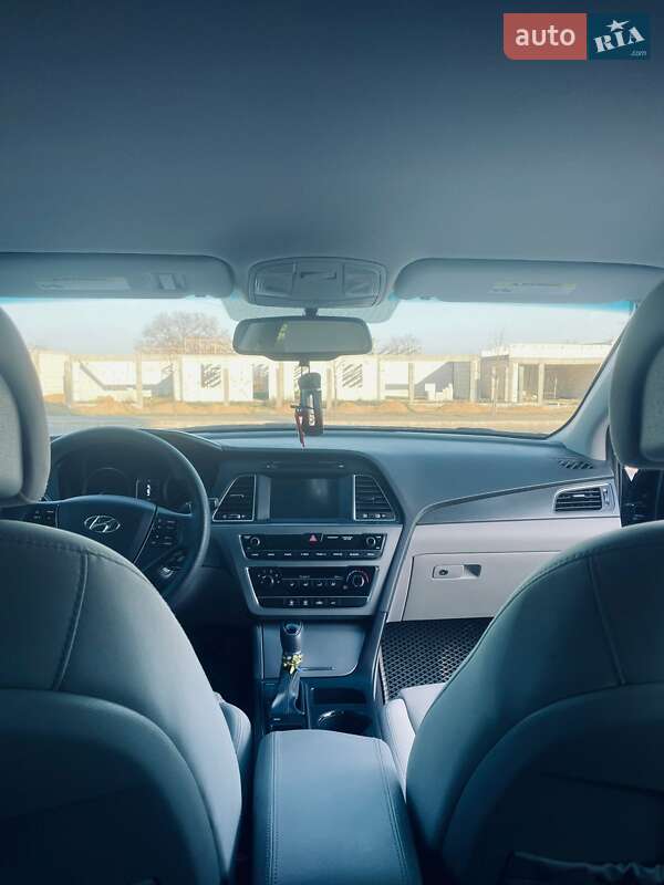 Седан Hyundai Sonata 2016 в Белгороде-Днестровском фото 16 Седан Hyundai Sonata 2016 в Белгороде-Днестровском