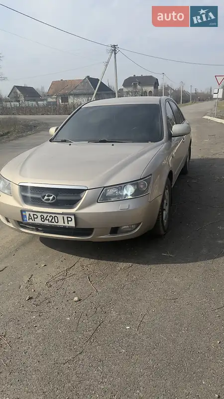 Hyundai Sonata