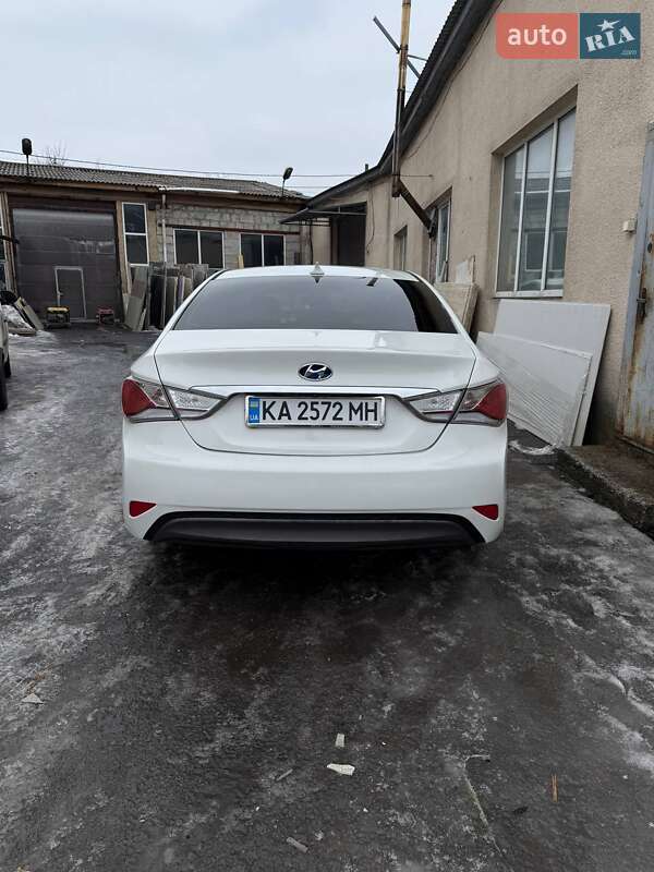 Седан Hyundai Sonata 2014 в Киеве фото 3 Седан Hyundai Sonata 2014 в Киеве