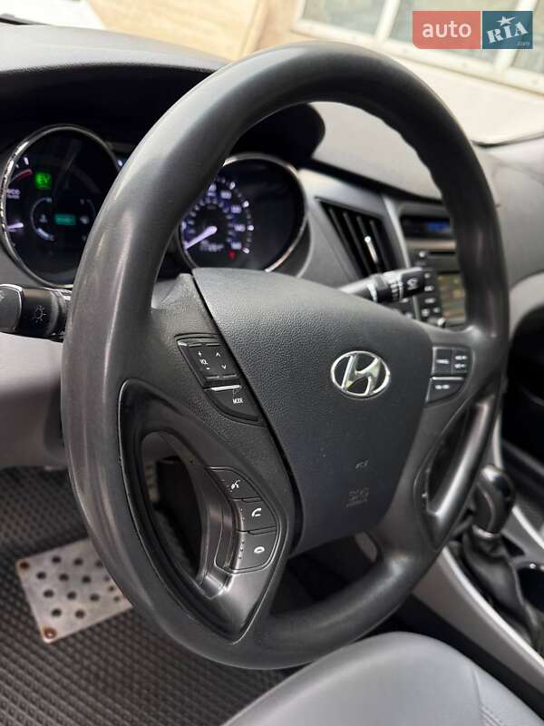 Седан Hyundai Sonata 2014 в Киеве фото 8 Седан Hyundai Sonata 2014 в Киеве