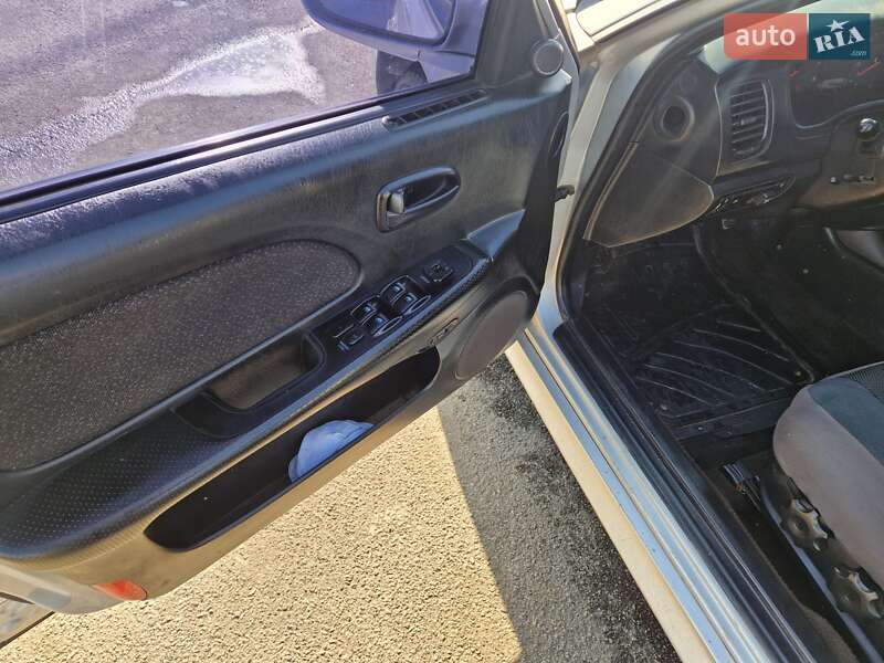 Седан Hyundai Sonata 2003 в Харькове фото 10 Седан Hyundai Sonata 2003 в Харькове