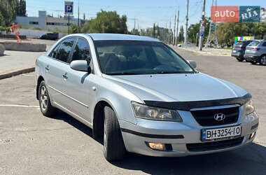 Седан Hyundai Sonata 2006 в Миколаєві
