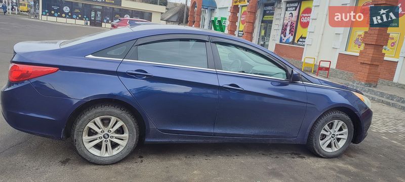 Hyundai Sonata 2012