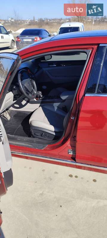 Седан Hyundai Sonata 2015 в Измаиле