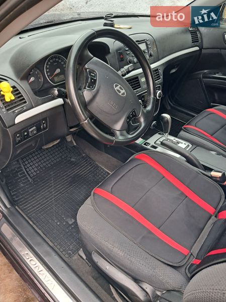 Седан Hyundai Sonata 2007 в Хотине