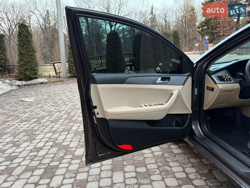 Седан Hyundai Sonata 2016 в Трускавце