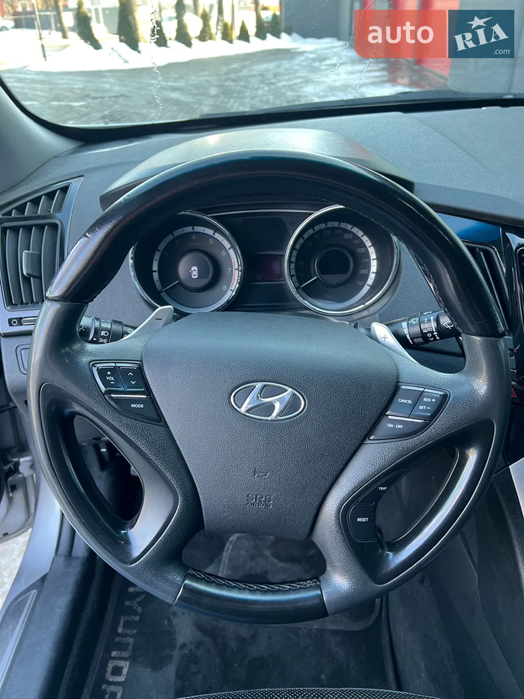 2011 Hyundai Sonata - мініатюра 13