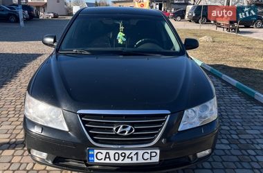Седан Hyundai Sonata 2009 в Кривом Озере