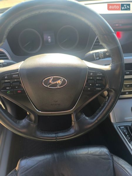 Седан Hyundai Sonata 2016 в Перечине