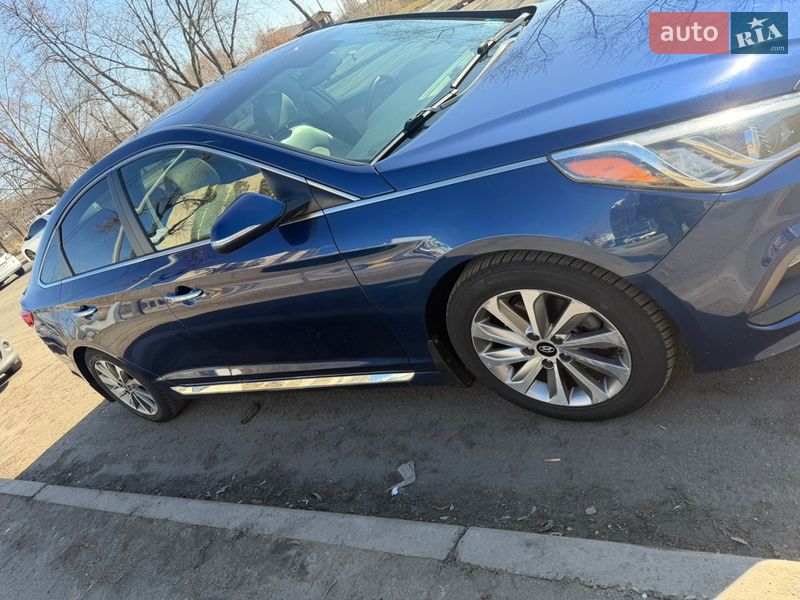 Седан Hyundai Sonata 2016 в Киеве