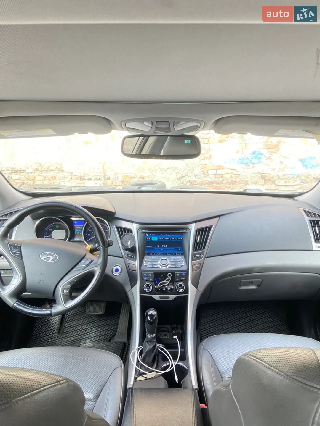 2011 Hyundai Sonata - мініатюра 9