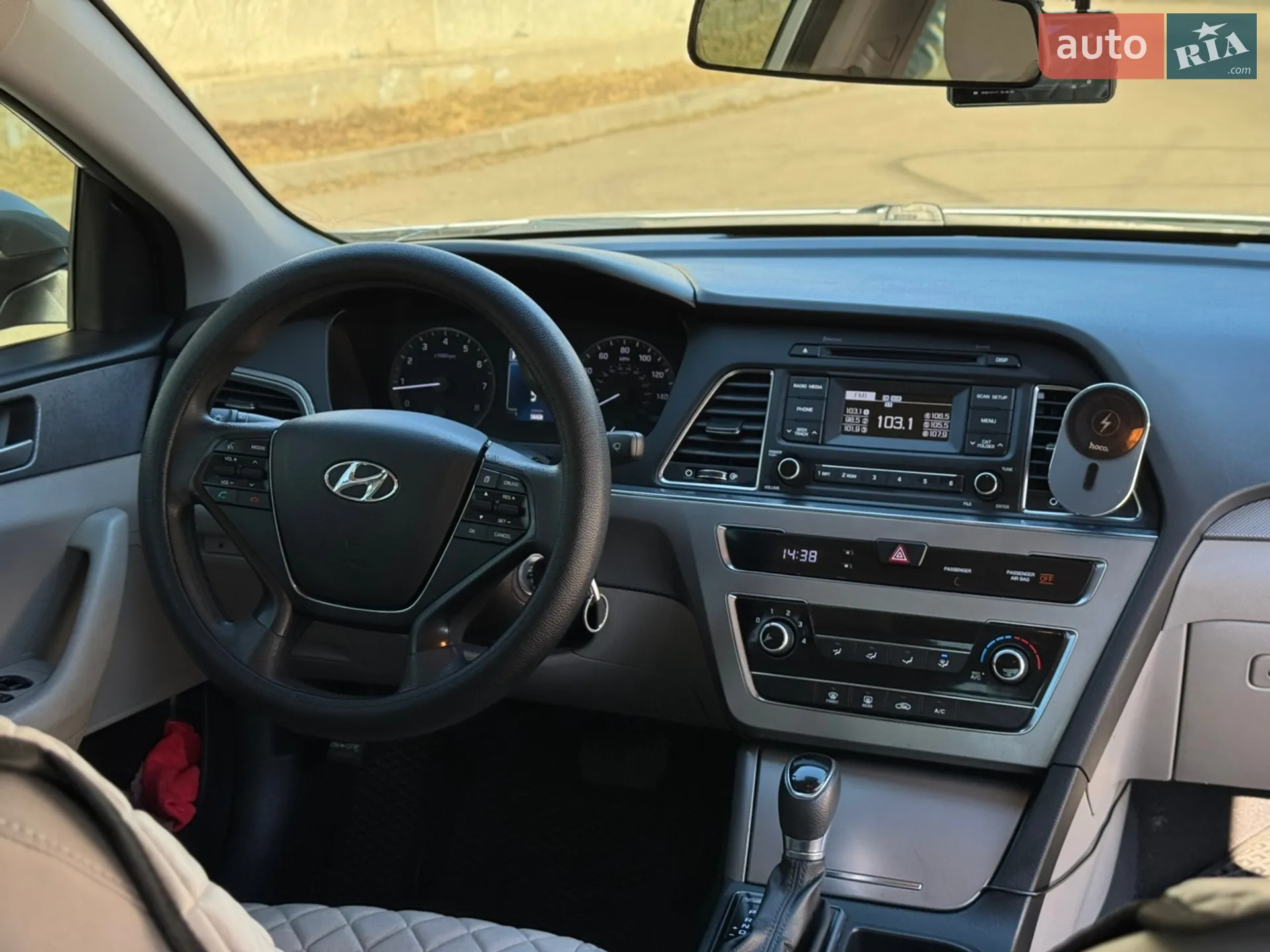 2016 Hyundai Sonata - мініатюра 37