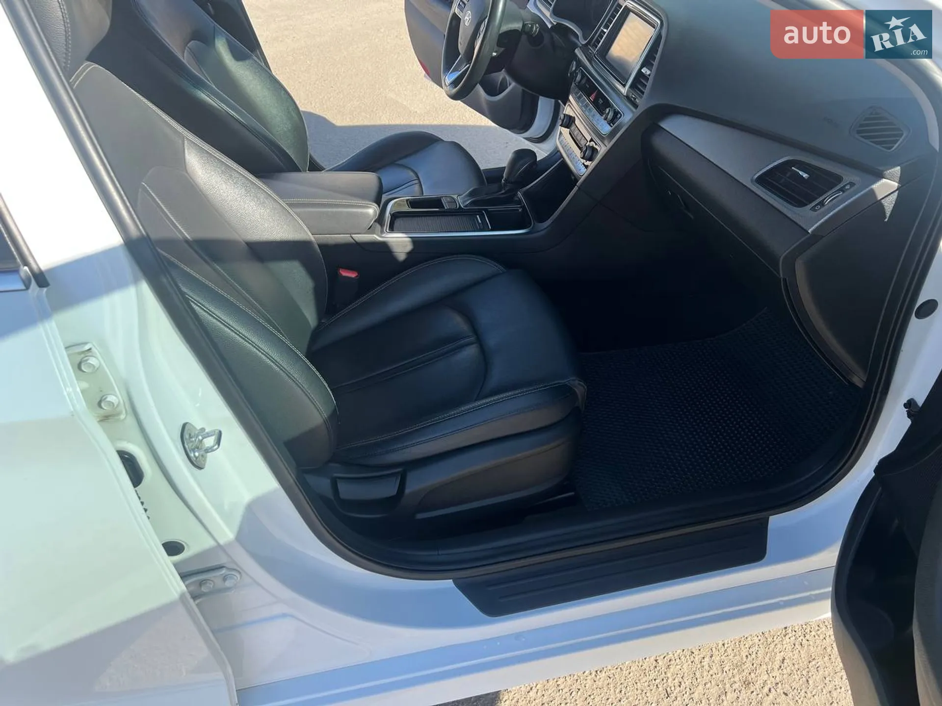 2018 Hyundai Sonata - мініатюра 16