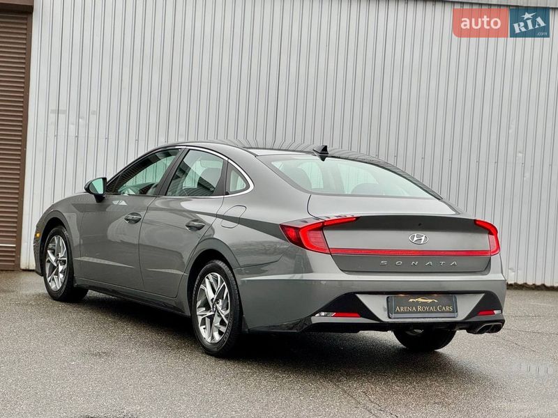 Седан Hyundai Sonata 2022 в Киеве