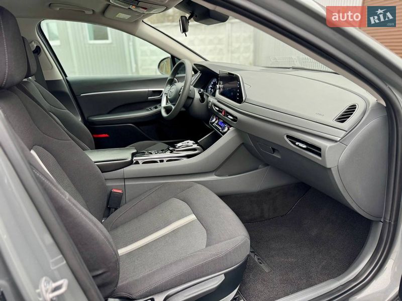 Седан Hyundai Sonata 2022 в Киеве
