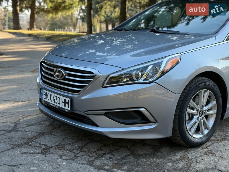 Седан Hyundai Sonata 2016 в Ровно