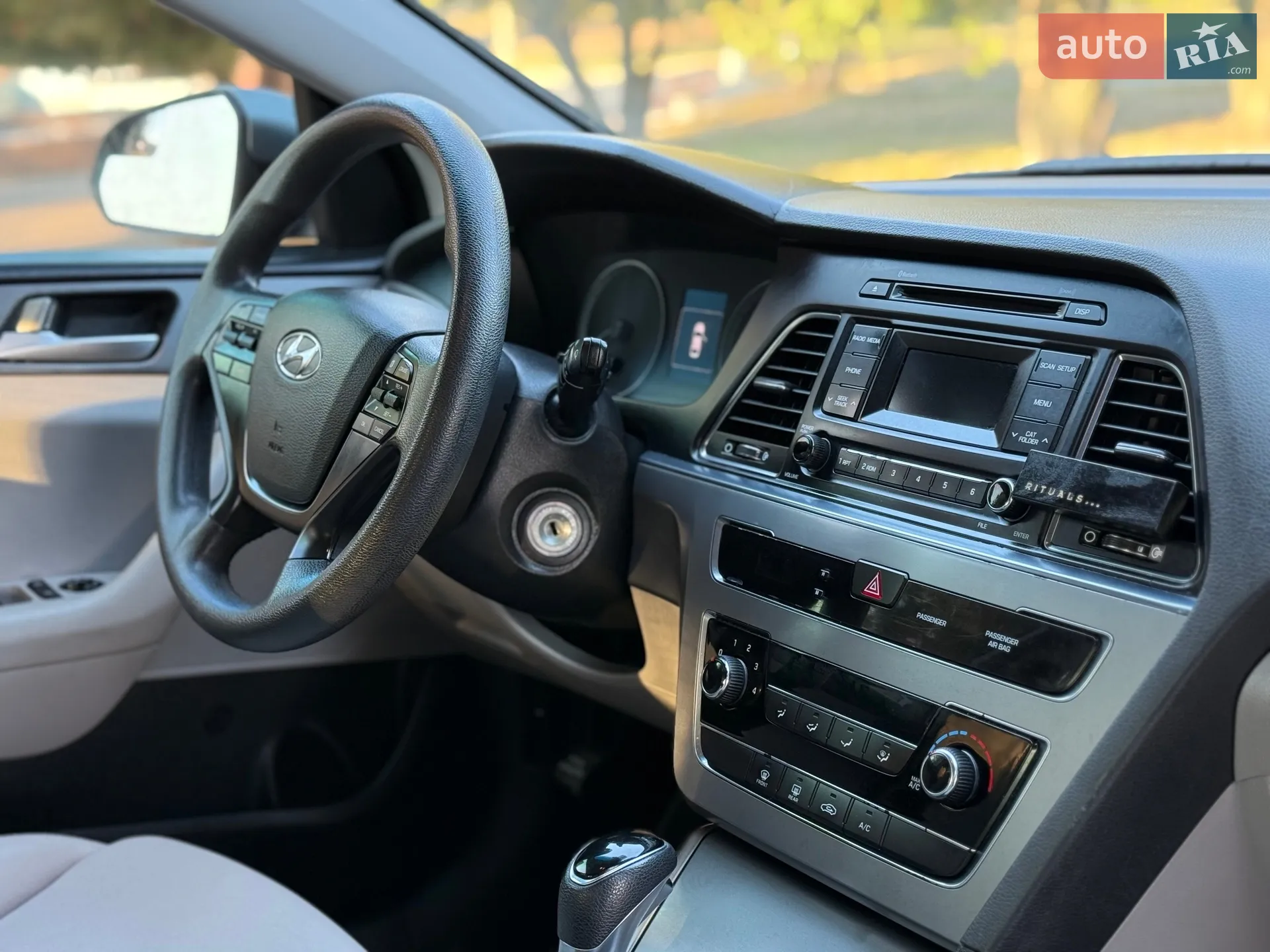 2016 Hyundai Sonata - мініатюра 37