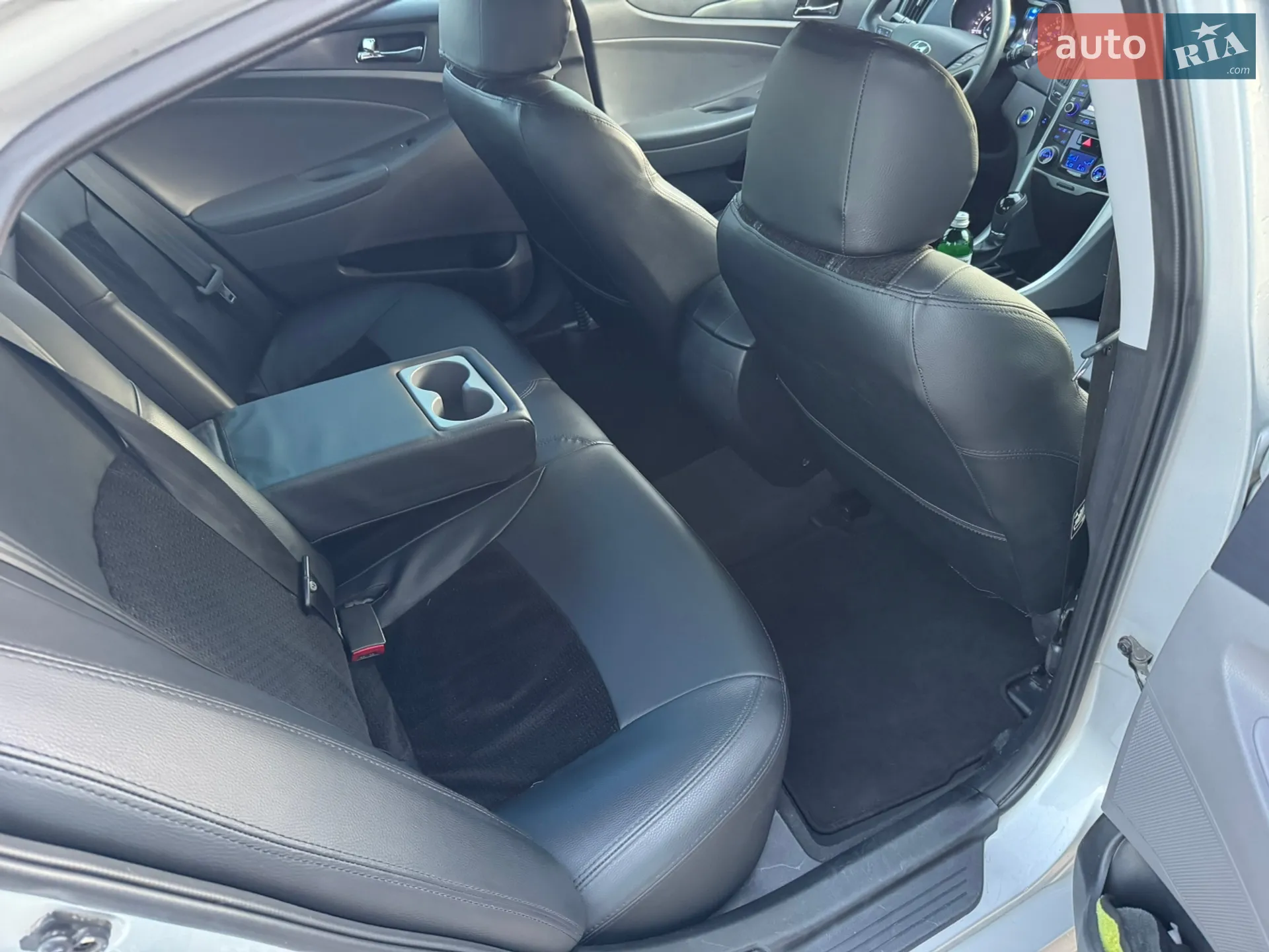 2015 Hyundai Sonata - мініатюра 30