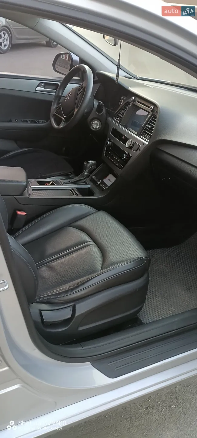 2016 Hyundai Sonata - мініатюра 17