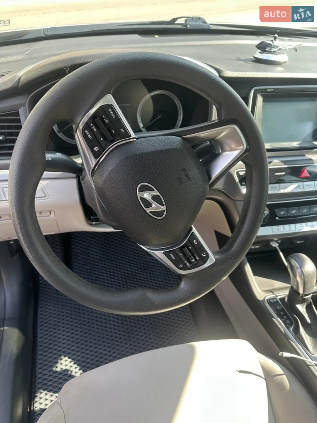 2017 Hyundai Sonata - мініатюра 7