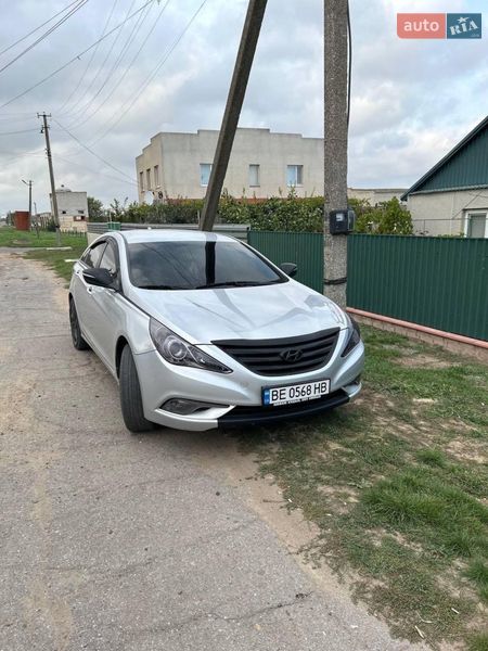 Седан Hyundai Sonata 2013 в Гайсину