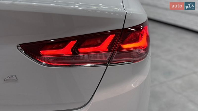 Седан Hyundai Sonata 2018 в Одессе