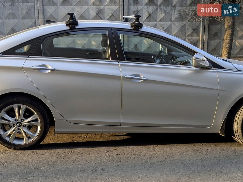 Седан Hyundai Sonata 2010 в Одессе