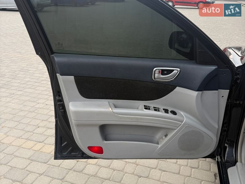 Седан Hyundai Sonata 2005 в Хмельницькому
