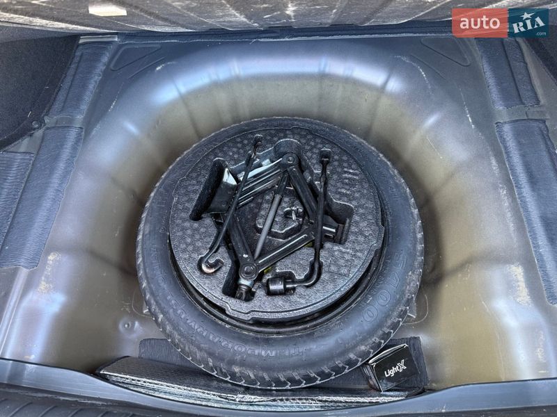 Седан Hyundai Sonata 2016 в Лохвиці