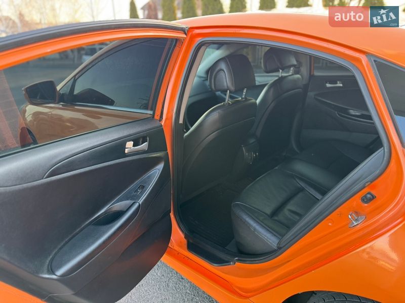 Седан Hyundai Sonata 2014 в Смеле