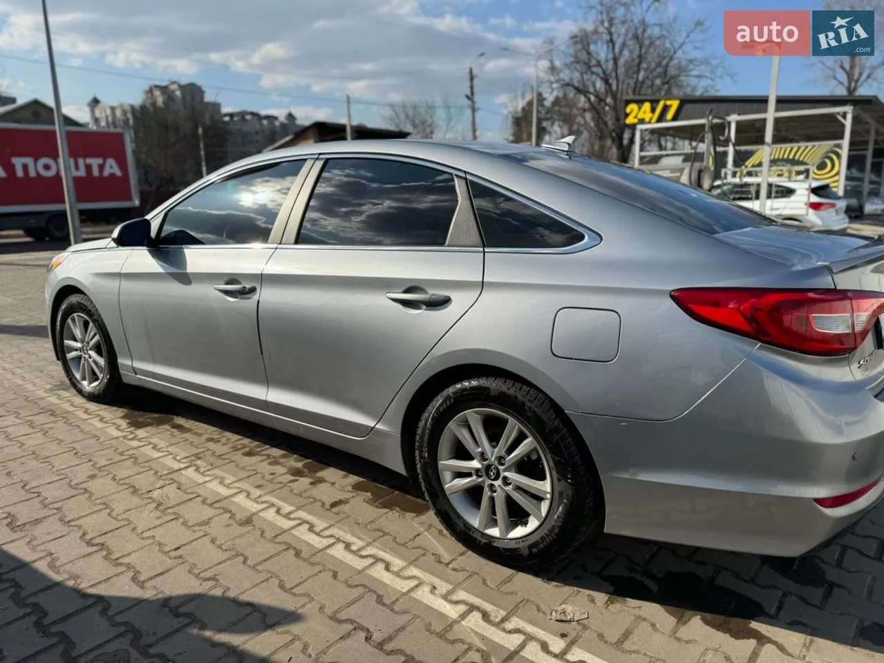 2017 Hyundai Sonata - мініатюра 30