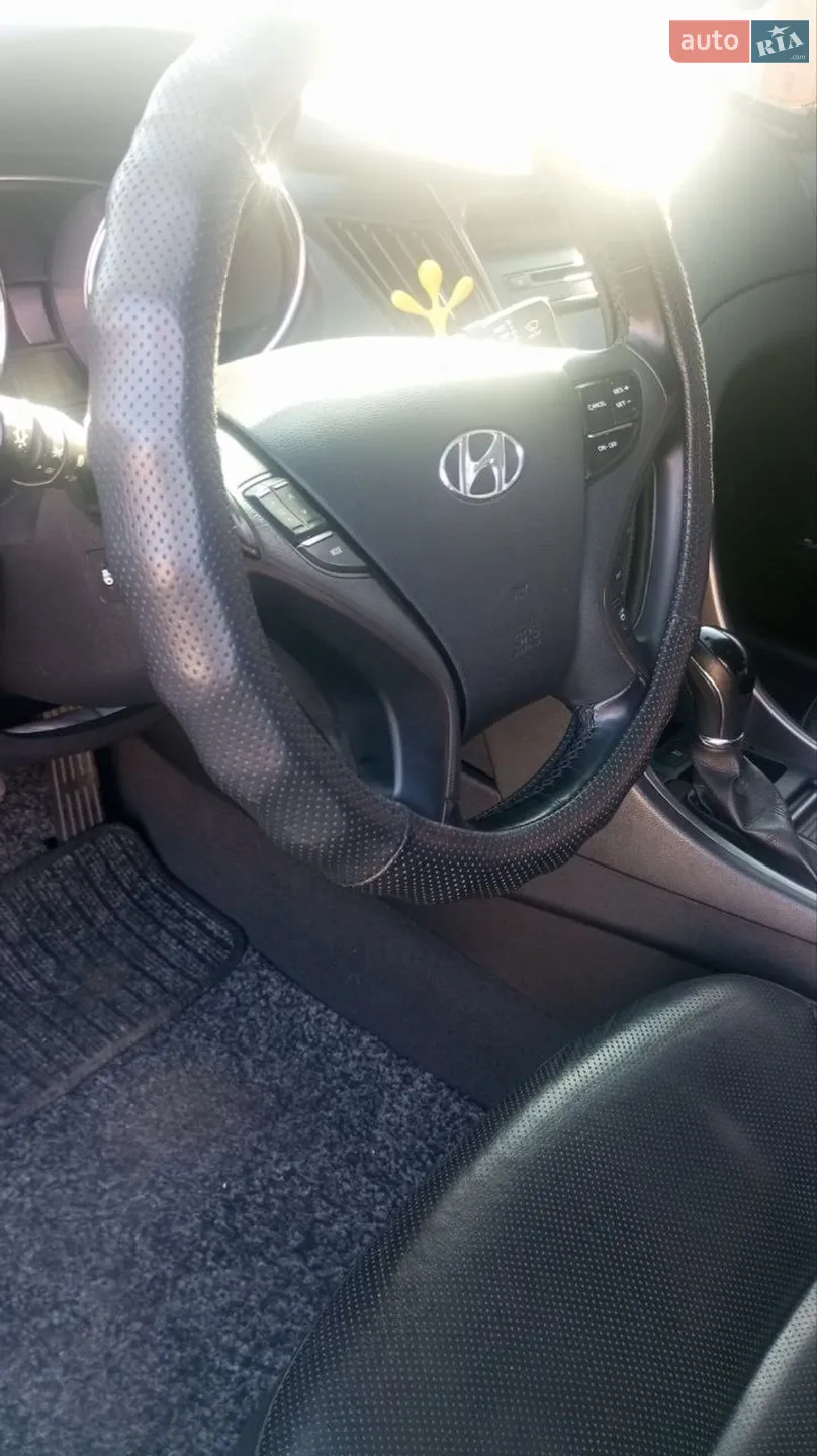 2013 Hyundai Sonata - мініатюра 15