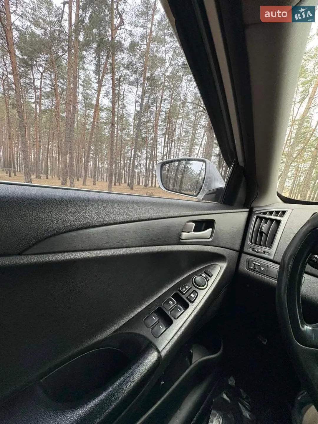 2013 Hyundai Sonata - мініатюра 21