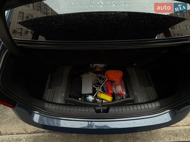 Седан Hyundai Sonata 2016 в Софиевской Борщаговке